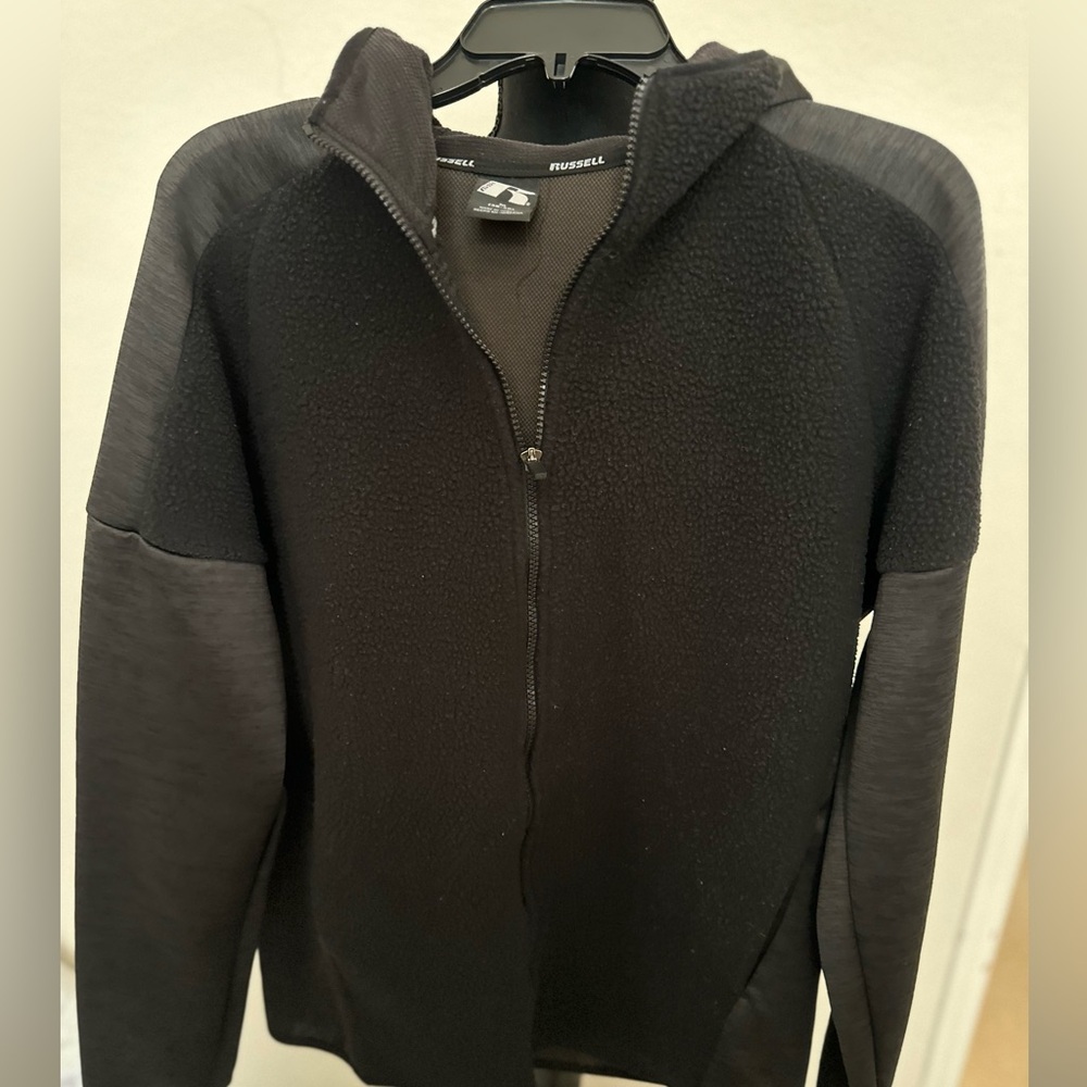 RUSSELL  Jacket  Dri-Power 360‎  Fleece Logo Zip-Up Hoodie Black. Size M. NWOT